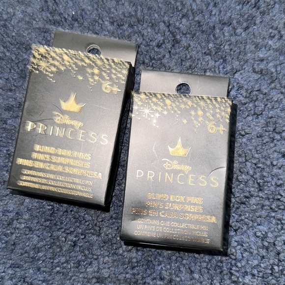 Disney princess pins - Picture 2 of 2
